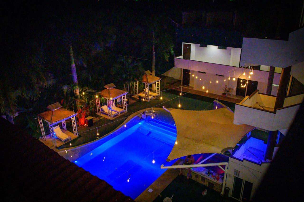 Hotel Sara Suites Ixtapa  Kültér fotó