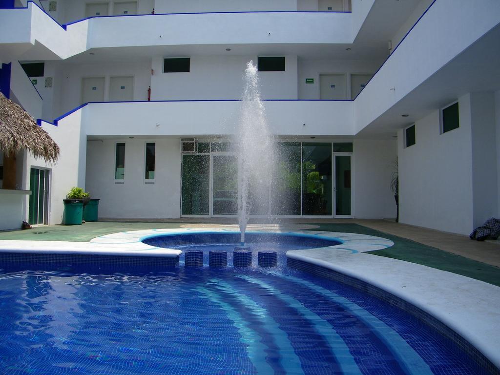 Hotel Sara Suites Ixtapa  Kültér fotó