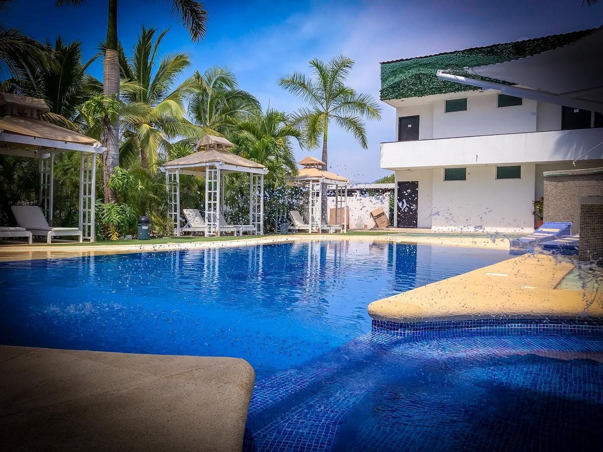 Hotel Sara Suites Ixtapa  Kültér fotó