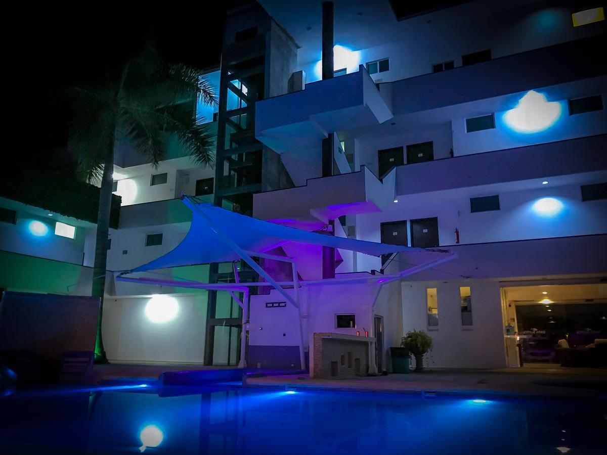 Hotel Sara Suites Ixtapa  Kültér fotó